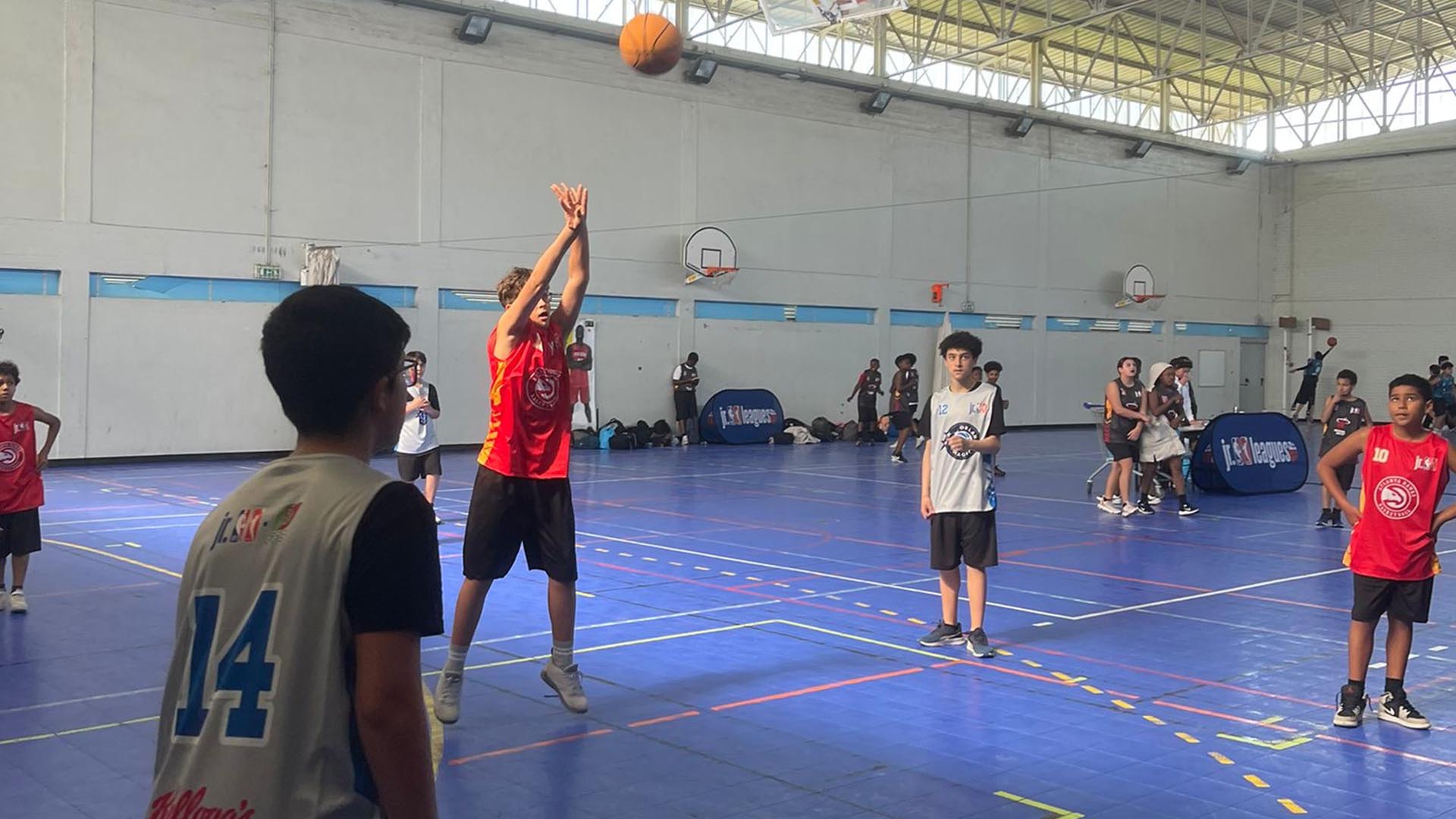 Alunos do 7.º ano brilham no torneio NBA Jr.