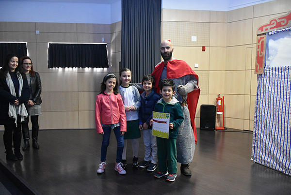 Alunos recebem prémio do concurso “Portugal de Lés-a-Lés”