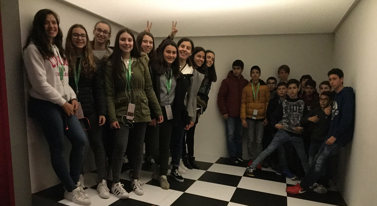 8º ANO VISITA MUNDO DE ESCHER