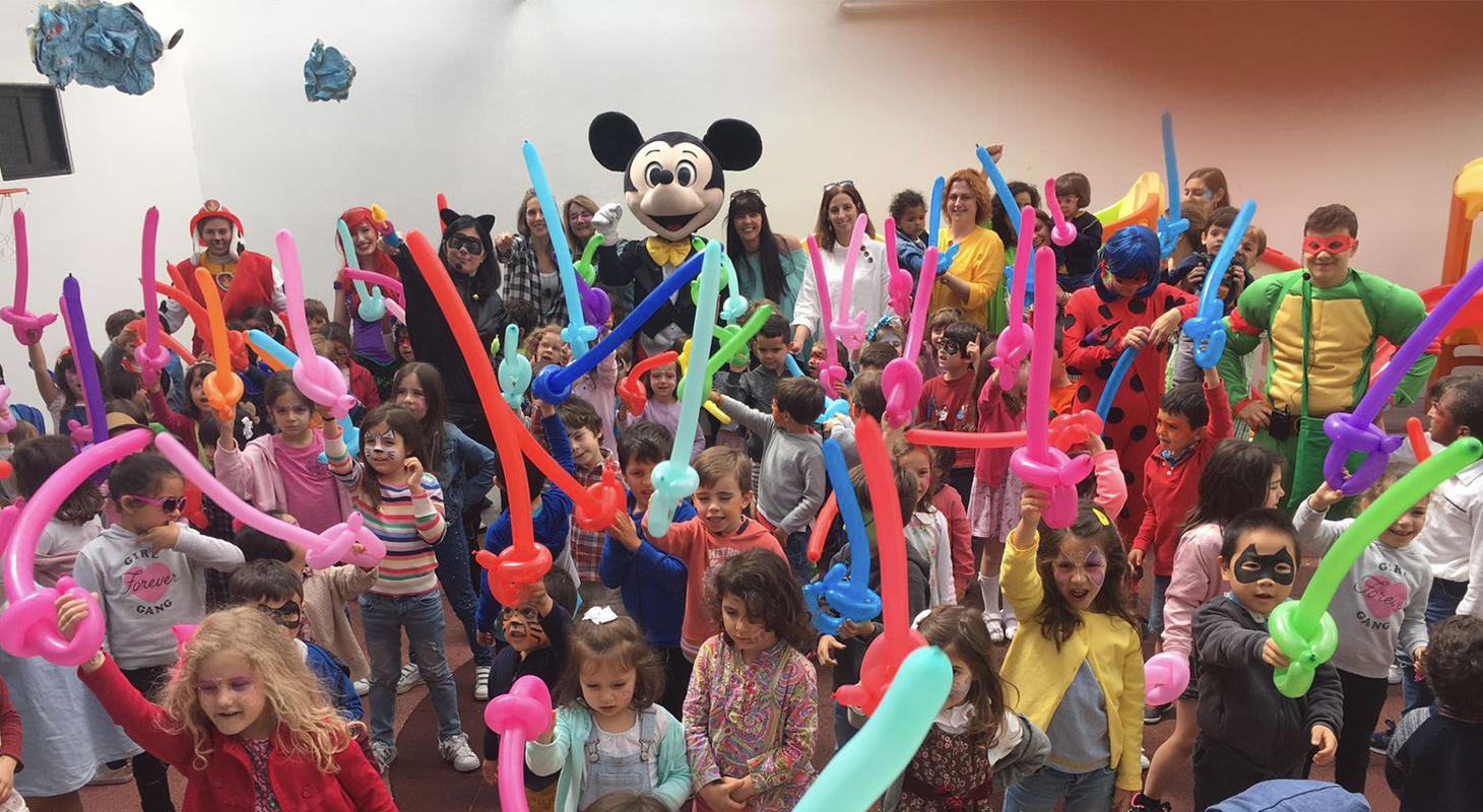 Princesa Ariel dá concerto no dia da criança