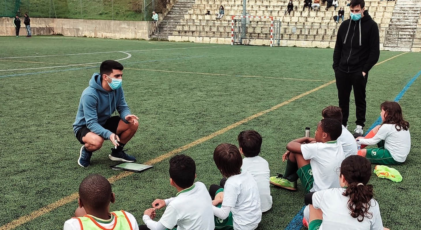 Plátanos vence jogo do torneio de futebol